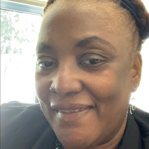 Meet your Posher, Lorna